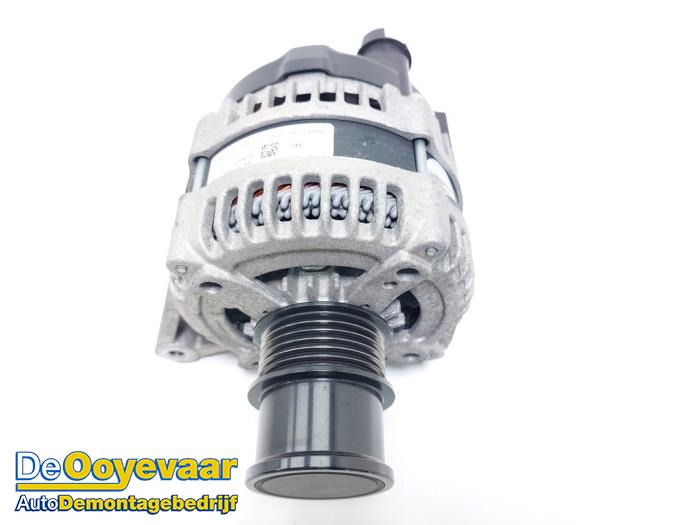 Dynamo d'un Ford Focus 4 Wagon 1.0 Ti-VCT EcoBoost 12V 100 2020