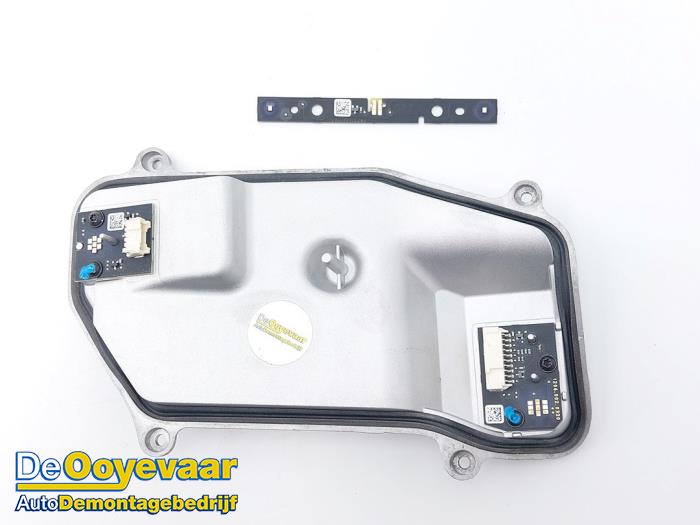 Begagnade LED-lampa Volkswagen Caddy Cargo V (SBA/SBH) 2.0 TDI BlueMotionTechnology Pris € 19,99 Marginaltabell erbjuds av Autodemontagebedrijf De Ooyevaar