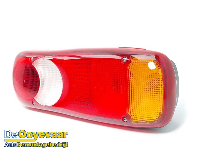 Baklykta, höger från en Renault Master III (ML) 2.3 dCi 145 16V 2023