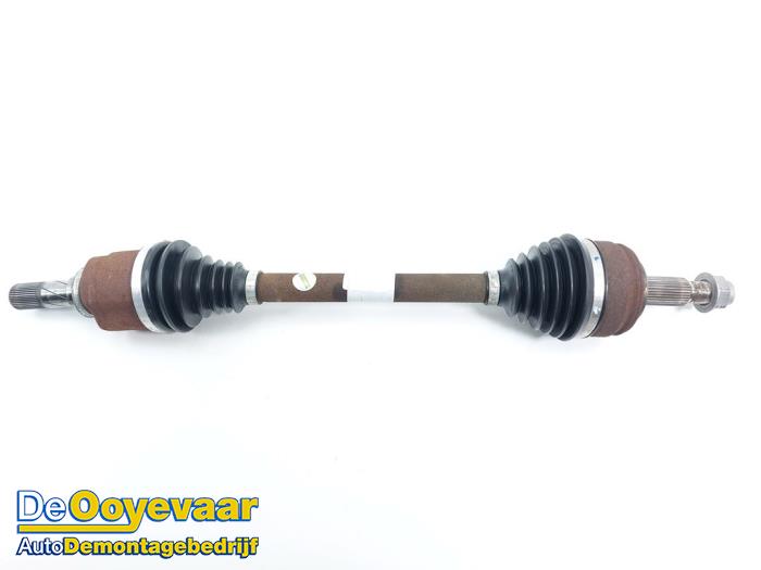 Begagnade Drivaxel, vänster fram Renault Master III (ML) 2.3 dCi 145 16V Pris € 179,99 Marginaltabell erbjuds av Autodemontagebedrijf De Ooyevaar