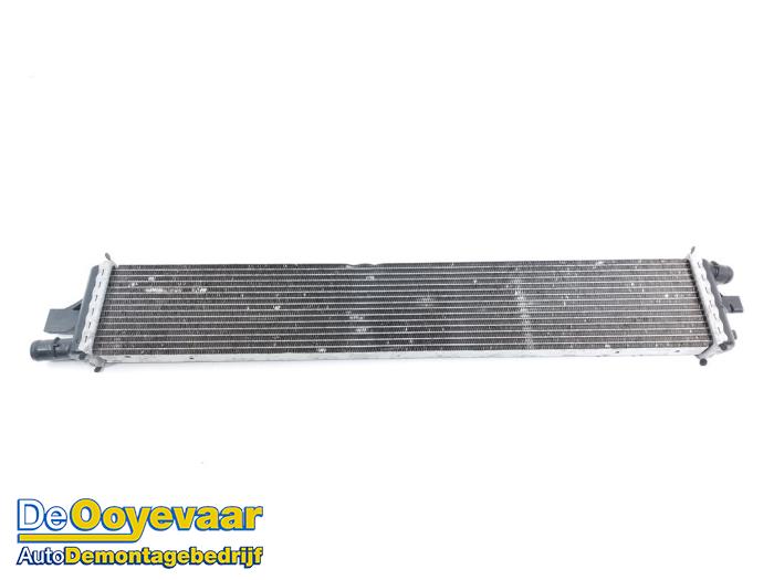 Intercooler d'un Renault Master III (ML) 2.3 dCi 145 16V 2023