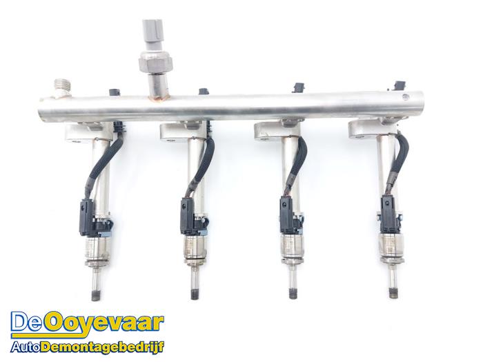 Usagé Système d'injection Volvo V40 (MV) 1.5 T2 16V Geartronic Prix € 375,00 Règlement à la marge proposé par Autodemontagebedrijf De Ooyevaar
