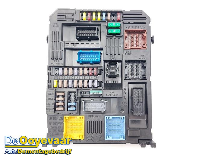 Used Body control computer Opel Corsa F (UB/UH/UP) 1.2 Turbo 12V 100 Price € 69,99 Margin scheme offered by Autodemontagebedrijf De Ooyevaar