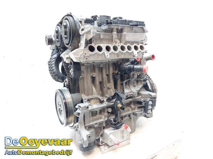 Używane Silnik Volvo XC60 II (UZ) 2.0 T8 16V Recharge, Twin Engine AWD Cena € 2.699,99 Procedura marży oferowane przez Autodemontagebedrijf De Ooyevaar