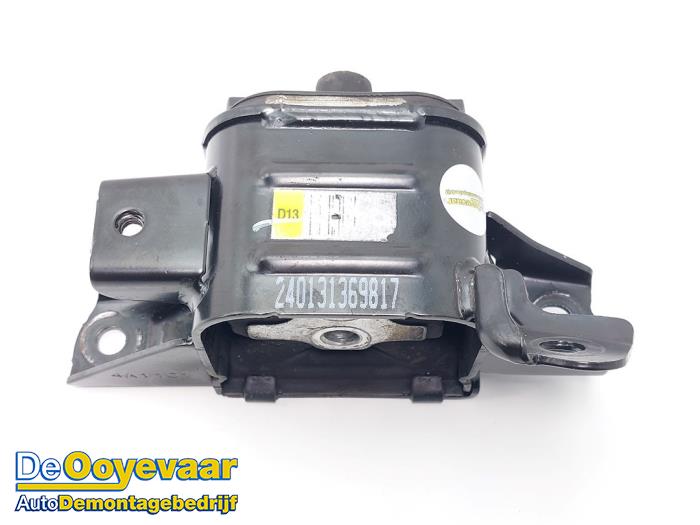 Used Engine mount Kia Proceed (CD) 1.5 T-GDI 16V Price € 39,99 Margin scheme offered by Autodemontagebedrijf De Ooyevaar
