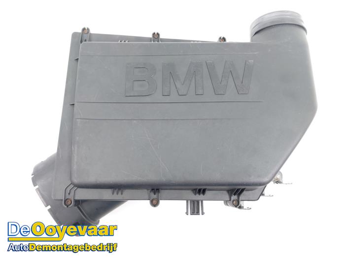 Gebrauchte Luftfiltergehäuse BMW 5 serie Gran Turismo (F07) 535i 24V TwinPower Turbo Preis € 39,99 Margenregelung angeboten von Autodemontagebedrijf De Ooyevaar