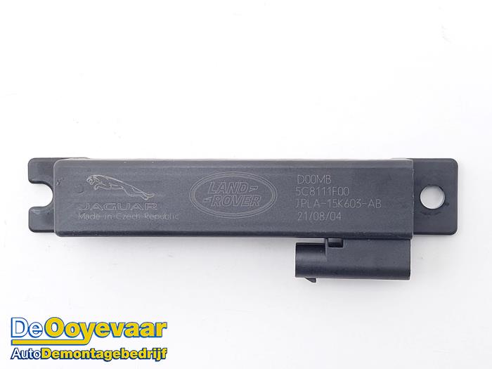 Używane Keyless Entry-Antena Jaguar F-Pace 2.0 P400e 16V AWD Cena € 19,99 Procedura marży oferowane przez Autodemontagebedrijf De Ooyevaar