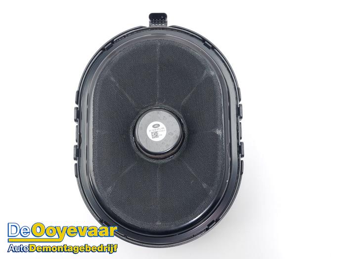 Używane Subwoofer Jaguar F-Pace 2.0 P400e 16V AWD Cena € 49,99 Procedura marży oferowane przez Autodemontagebedrijf De Ooyevaar