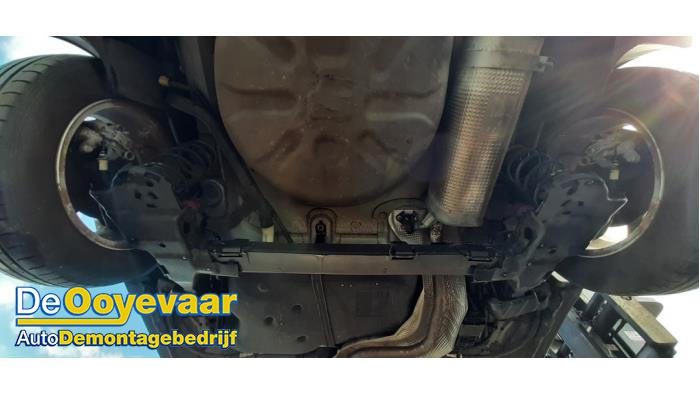 Bakre drivaxel från en Peugeot 208 I (CA/CC/CK/CL) 1.4 16V 2012