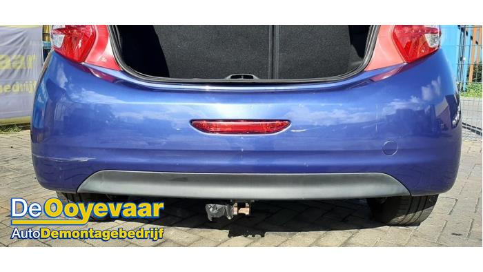 Bakre stötfångare från en Peugeot 208 I (CA/CC/CK/CL) 1.4 16V 2012