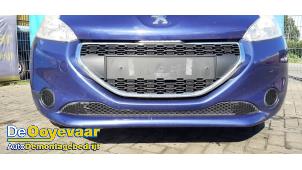 Begagnade Främre stötfångare Peugeot 208 I (CA/CC/CK/CL) 1.4 16V Pris € 279,99 Marginaltabell erbjuds av Autodemontagebedrijf De Ooyevaar
