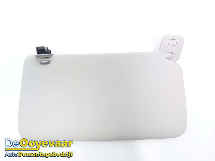 Begagnade Solskydd Renault Express 1.5 dCi 95 Pris € 9,99 Marginaltabell erbjuds av Autodemontagebedrijf De Ooyevaar