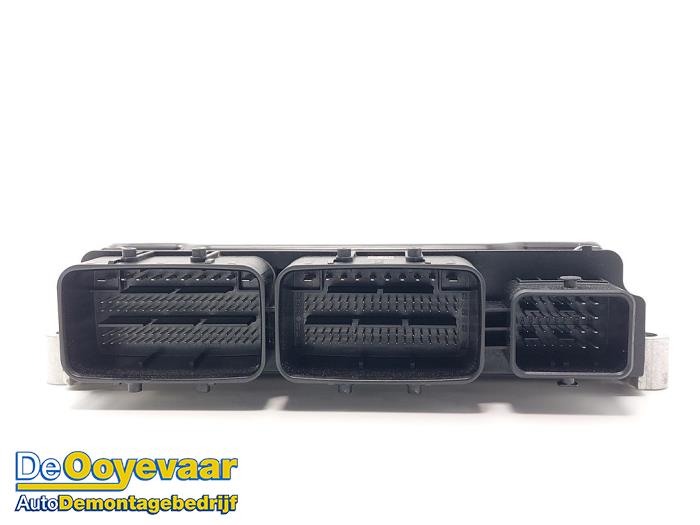 Engine management computer from a Renault Express 1.5 dCi 95 2022