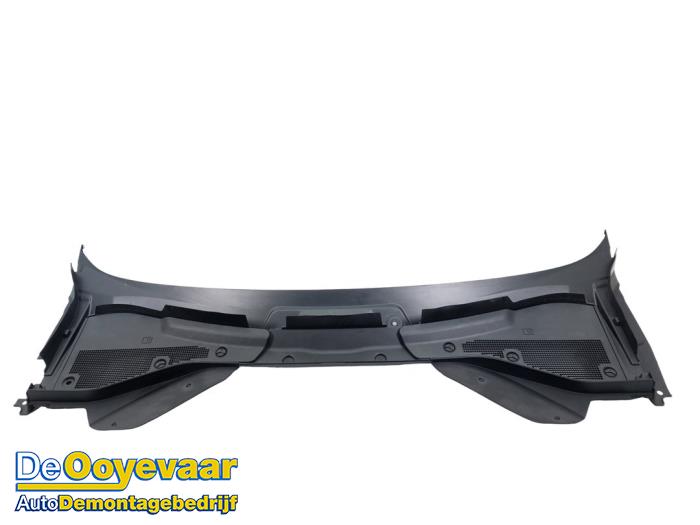 Używane Parawan Landrover Range Rover Sport (L1) 3.0 V6 P460e Cena € 99,99 Procedura marży oferowane przez Autodemontagebedrijf De Ooyevaar