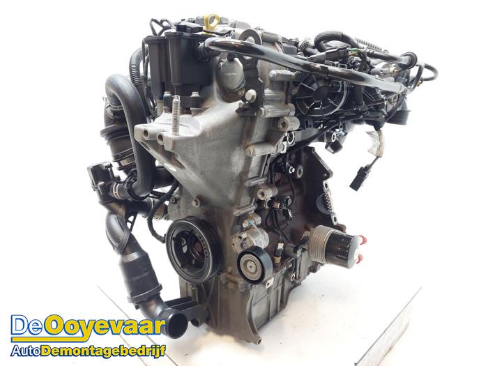 Używane Silnik Ford Fiesta 7 1.0 EcoBoost 12V Cena € 1.249,99 Procedura marży oferowane przez Autodemontagebedrijf De Ooyevaar