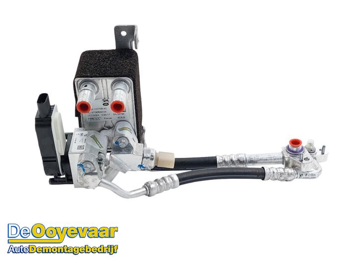 Używane Wymiennik ciepla Landrover Range Rover Sport (L1) 3.0 V6 P460e Cena € 49,99 Procedura marży oferowane przez Autodemontagebedrijf De Ooyevaar