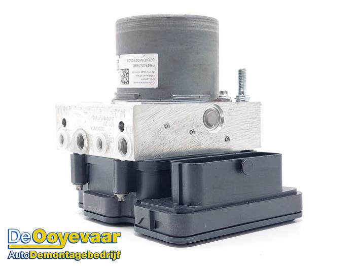 Begagnade ABS-pump Citroen C3 (SX/SW) 1.2 Vti 12V PureTech Pris € 99,99 Marginaltabell erbjuds av Autodemontagebedrijf De Ooyevaar