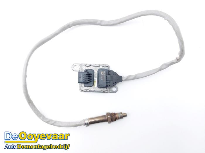 Begagnade NOx-sensor Iveco New Daily VI 33S14, 35C14, 35S14 Pris € 135,00 Marginaltabell erbjuds av Autodemontagebedrijf De Ooyevaar