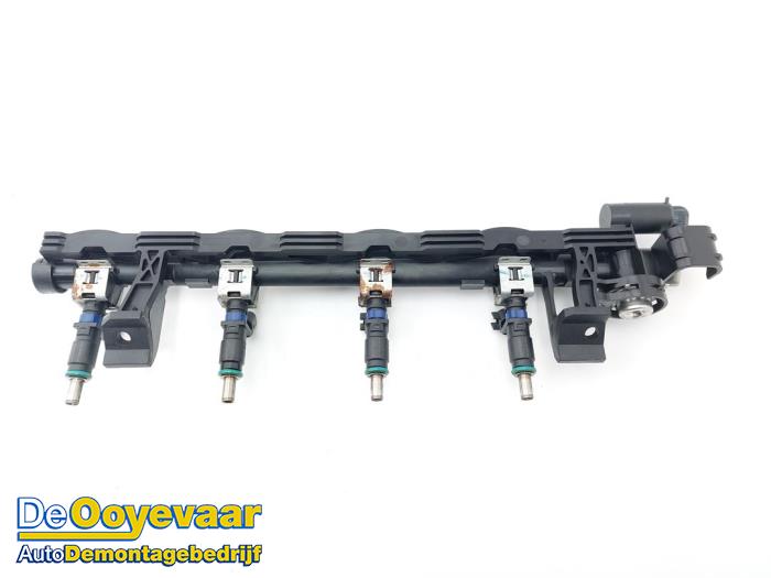 Usagé Système d'injection Ford Ka+ 1.2 Ti-VCT Prix € 149,99 Règlement à la marge proposé par Autodemontagebedrijf De Ooyevaar