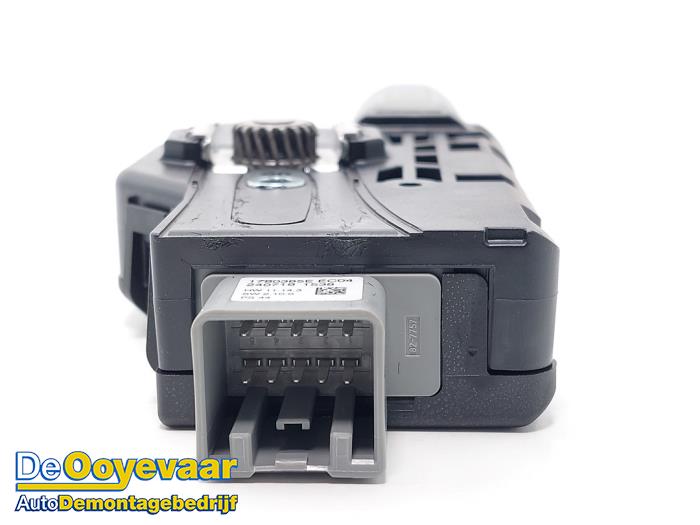 Silnik szyberdachu z Land Rover Range Rover Sport (L1) 3.0 V6 P460e 2024