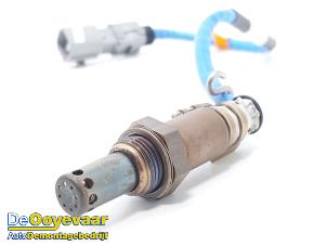 Lambda probe from a Toyota Yaris Cross (PB1/PJ1) 1.5 12V Hybrid 130 2024