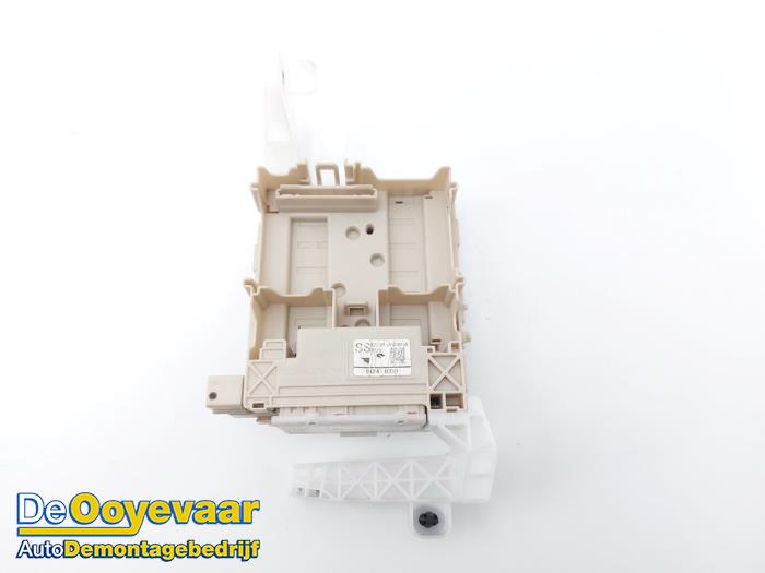 Used Body control computer Citroen C1 1.0 12V VVT-i Price € 9,99 Margin scheme offered by Autodemontagebedrijf De Ooyevaar