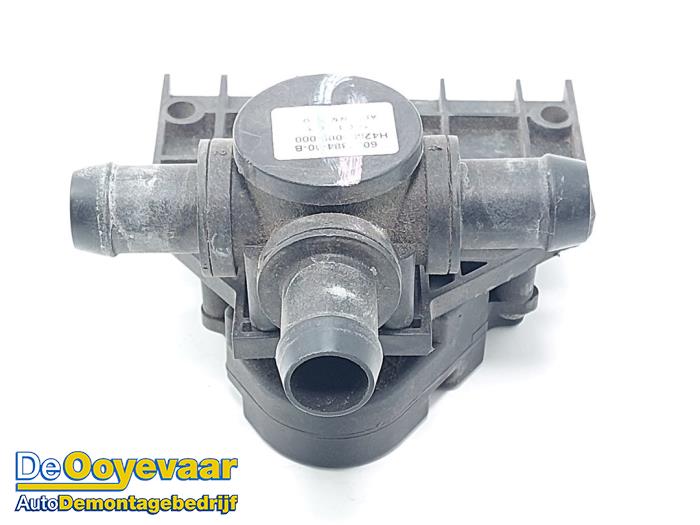 Begagnade Extra vattenpump Tesla Model S 85D Performance Pris € 35,00 Marginaltabell erbjuds av Autodemontagebedrijf De Ooyevaar