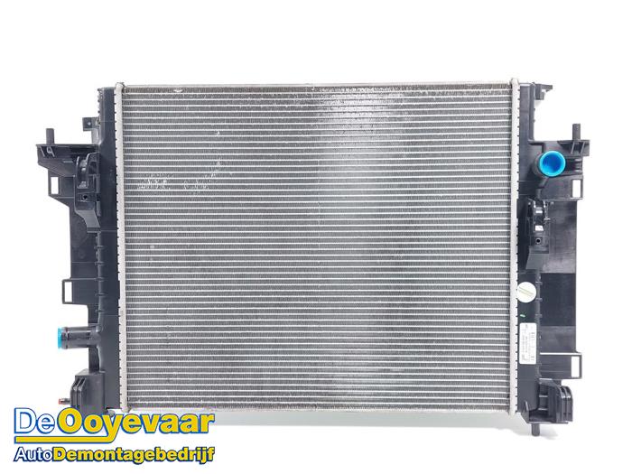 Used Radiator Renault Twingo III (AH) 1.0 SCe 70 12V Price € 15,00 Margin scheme offered by Autodemontagebedrijf De Ooyevaar