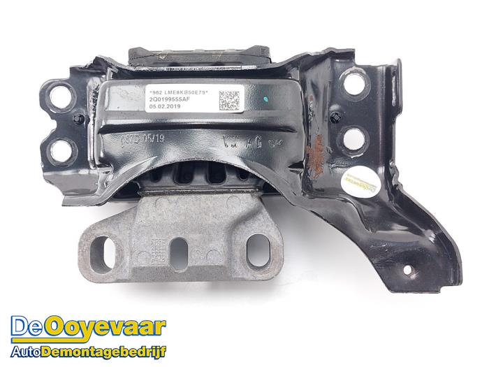 Used Engine mount Volkswagen Polo VI (AW1) 1.0 MPI 12V Price € 19,99 Margin scheme offered by Autodemontagebedrijf De Ooyevaar