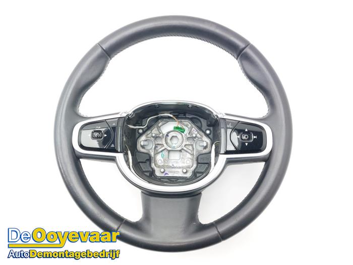 Begagnade Ratt Volvo XC90 II 2.0 T8 16V Twin Engine AWD Pris € 139,99 Marginaltabell erbjuds av Autodemontagebedrijf De Ooyevaar