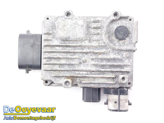 Gebrauchte Ölpumpe Module Porsche Panamera (970) 3.0 V6 24V S E-Hybrid Preis € 199,99 Margenregelung angeboten von Autodemontagebedrijf De Ooyevaar