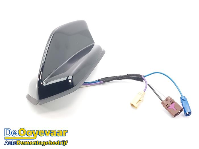 Używane Antena Lynk &amp; Co 01 1.5 PHEV Cena € 69,99 Procedura marży oferowane przez Autodemontagebedrijf De Ooyevaar