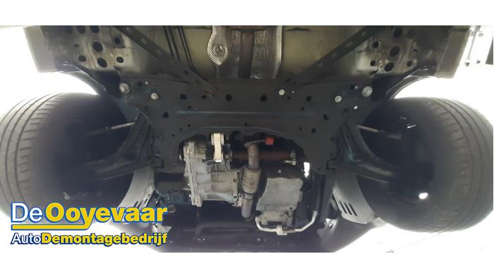 Usados Subchasis Ford Fiesta 6 (JA8) 1.0 Ti-VCT 12V 65 Precio € 59,99 Norma de margen ofrecido por Autodemontagebedrijf De Ooyevaar