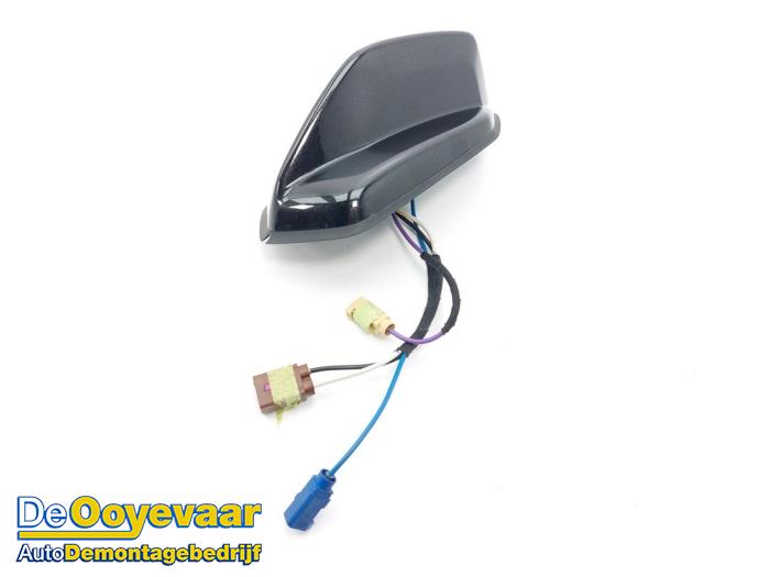 Używane Antena Lynk &amp; Co 01 1.5 PHEV Cena € 50,00 Procedura marży oferowane przez Autodemontagebedrijf De Ooyevaar
