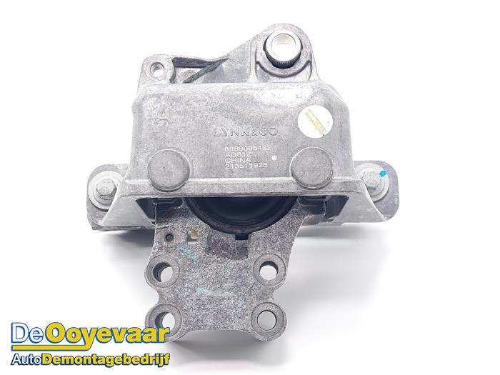 Used Engine mount Lynk &amp; Co 01 1.5 PHEV Price € 49,99 Margin scheme offered by Autodemontagebedrijf De Ooyevaar