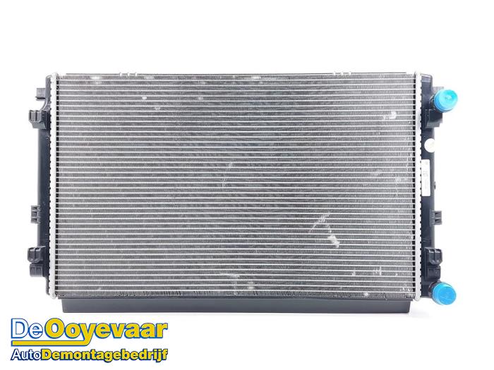 Usagé Radiateur Volkswagen Golf VII (AUA) 1.0 TSI 12V BlueMotion Prix € 39,99 Règlement à la marge proposé par Autodemontagebedrijf De Ooyevaar