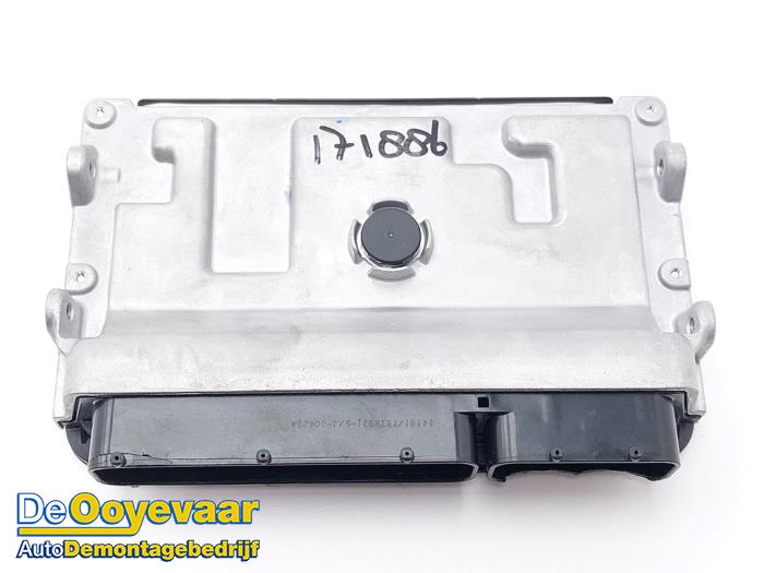 Used Engine management computer Toyota Yaris IV (P21/PA1/PH1) 1.5 12V Hybrid 115 Price € 349,99 Margin scheme offered by Autodemontagebedrijf De Ooyevaar