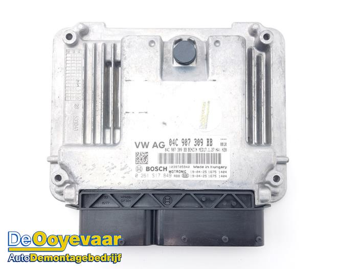Used Engine management computer Volkswagen Golf VII (AUA) 1.0 TSI 12V BlueMotion Price € 39,99 Margin scheme offered by Autodemontagebedrijf De Ooyevaar