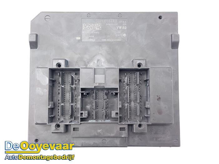 Używane Sterownik Body Control Volkswagen Golf VII (AUA) 2.0 GTD 16V Cena € 39,99 Procedura marży oferowane przez Autodemontagebedrijf De Ooyevaar