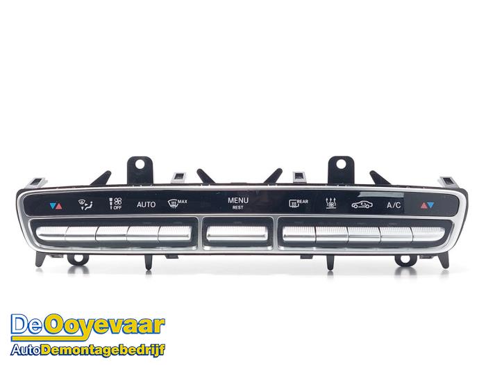 Begagnade Värmekontrollpanel Mercedes E Estate (S213) E-400 3.5 V6 Turbo 4-Matic Pris € 79,99 Marginaltabell erbjuds av Autodemontagebedrijf De Ooyevaar