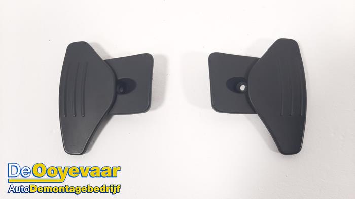 Usagé Kit manettes de commande Jaguar XF (CC9) 2.7 D V6 24V Prix € 29,99 Règlement à la marge proposé par Autodemontagebedrijf De Ooyevaar