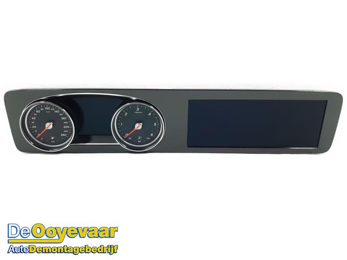 Begagnade Instrumentpanel Mercedes E (W213) E-350d 3.0 V6 24V Pris € 299,99 Marginaltabell erbjuds av Autodemontagebedrijf De Ooyevaar
