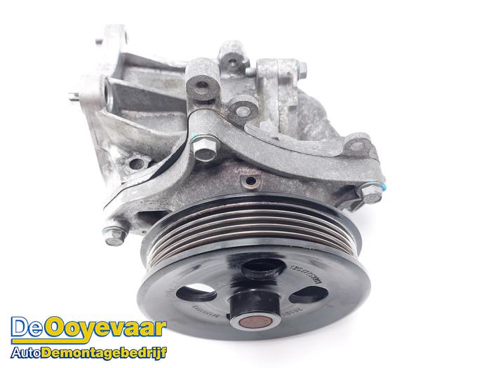 Begagnade Vattenpump Opel Karl 1.0 12V Pris € 39,99 Marginaltabell erbjuds av Autodemontagebedrijf De Ooyevaar