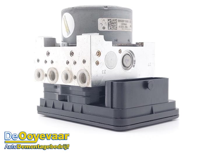 Usagé Pompe ABS Opel Corsa F (UB/UH/UP) 1.2 Turbo 12V 100 Prix € 99,99 Règlement à la marge proposé par Autodemontagebedrijf De Ooyevaar