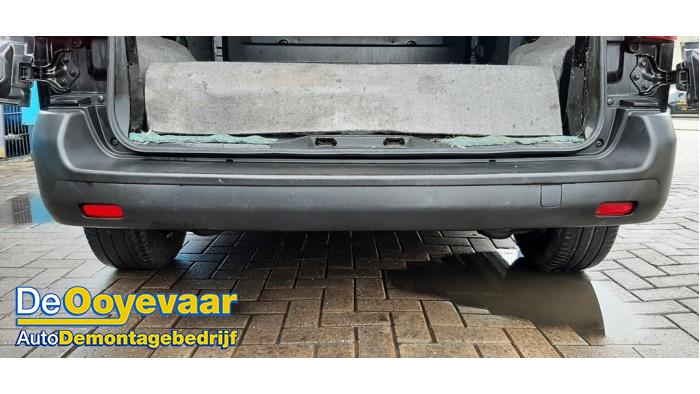 Używane Zderzak tylny Citroen Jumpy 1.6 Blue HDi 95 Cena € 99,99 Procedura marży oferowane przez Autodemontagebedrijf De Ooyevaar