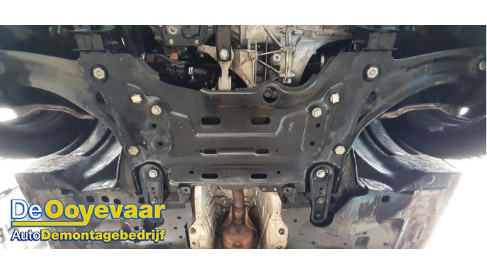 Usados Subchasis Renault Megane IV Estate (RFBK) 1.0 TCE Precio € 99,99 Norma de margen ofrecido por Autodemontagebedrijf De Ooyevaar