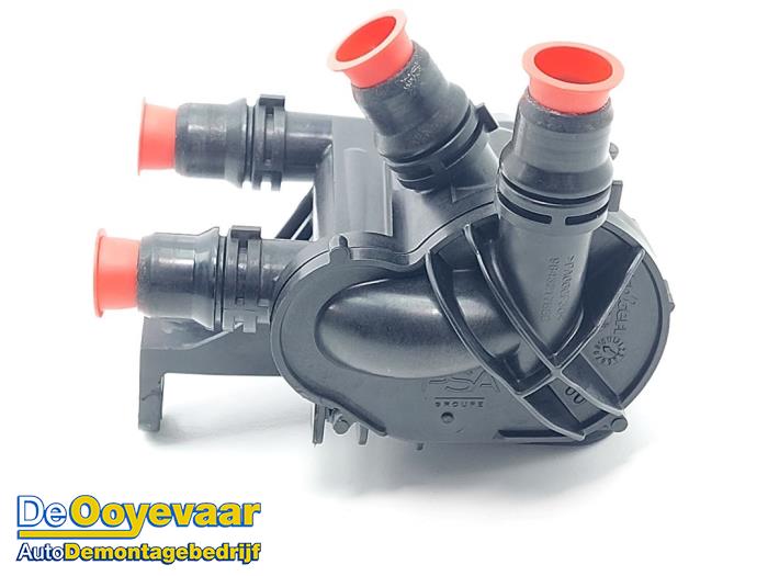 Usagé Thermostat Peugeot 308 SW (F4/FC/FN/FR) 1.6 16V HYbrid 180 e-EAT8 Prix € 29,99 Règlement à la marge proposé par Autodemontagebedrijf De Ooyevaar