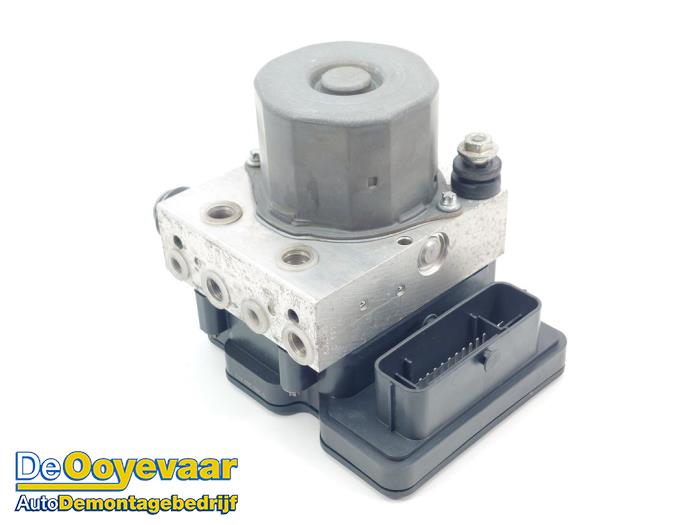 Usagé Bloc ABS Peugeot Boxer (U9) 2.2 HDi 130 Euro 5 Prix € 99,99 Règlement à la marge proposé par Autodemontagebedrijf De Ooyevaar
