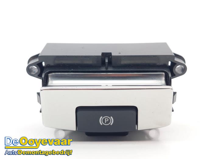 Gebrauchte Handbremse Schalter Landrover Range Rover Sport (LW) 2.0 16V P400e Preis € 19,99 Margenregelung angeboten von Autodemontagebedrijf De Ooyevaar