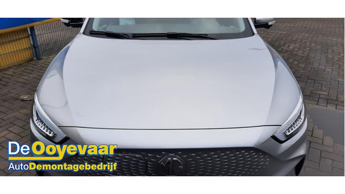 Używane Maska MG ZS EV Long Range 70 kWh Cena € 999,99 Procedura marży oferowane przez Autodemontagebedrijf De Ooyevaar